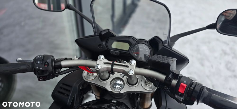 Yamaha FZ - 19