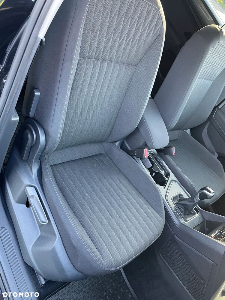 Volkswagen Tiguan Allspace 2.0 TDI SCR Life - 23