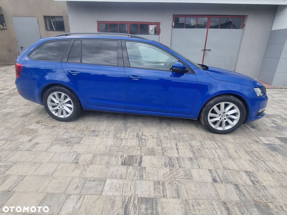 Skoda Octavia 1.6 TDI Ambition DSG - 12