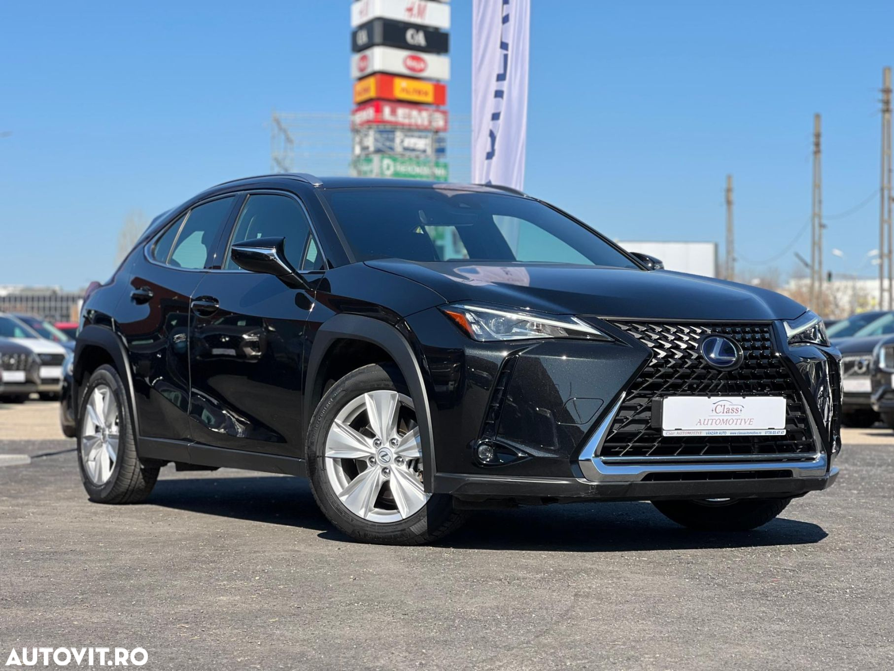 Lexus UX - 3