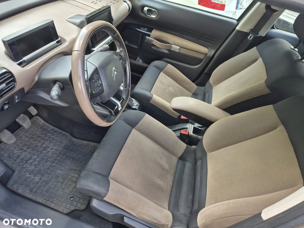 Citroën C4 Cactus 1.2 PureTech Shine - 16