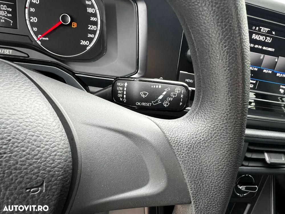 Volkswagen Polo 1.0 MPI Base - 23