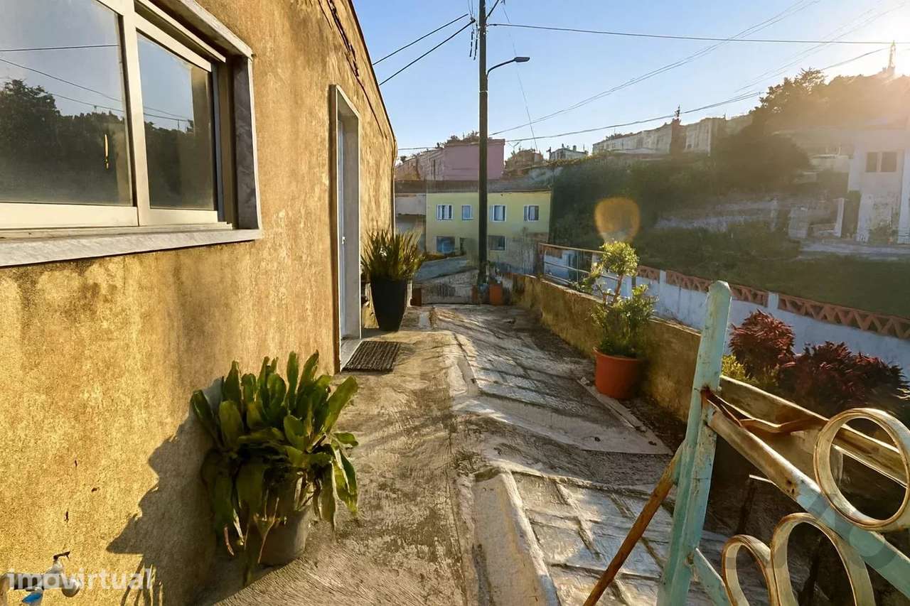 Cacém - Moradia Histórica Exclusiva para Renovação – Agualva-Cacém, Po - Grande imagem: 2/25