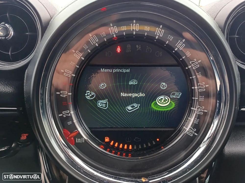 MINI Countryman Cooper D - 26