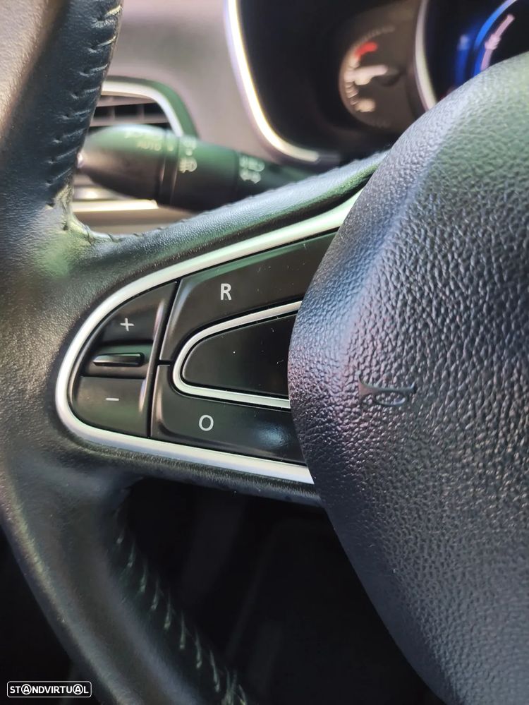 Renault Mégane Sport Tourer 1.5 Blue dCi Limited - 13