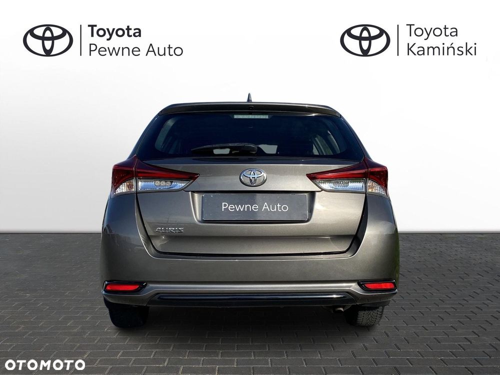 Toyota Auris - 4