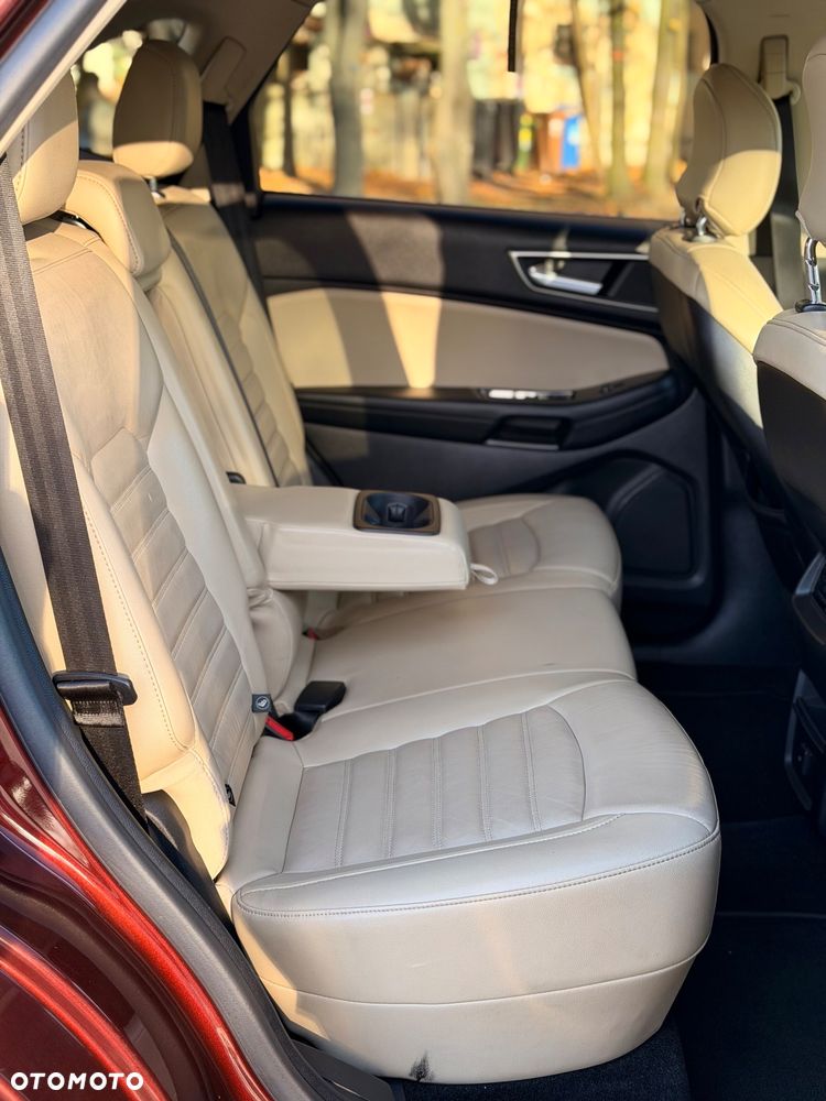 Ford Edge - 19