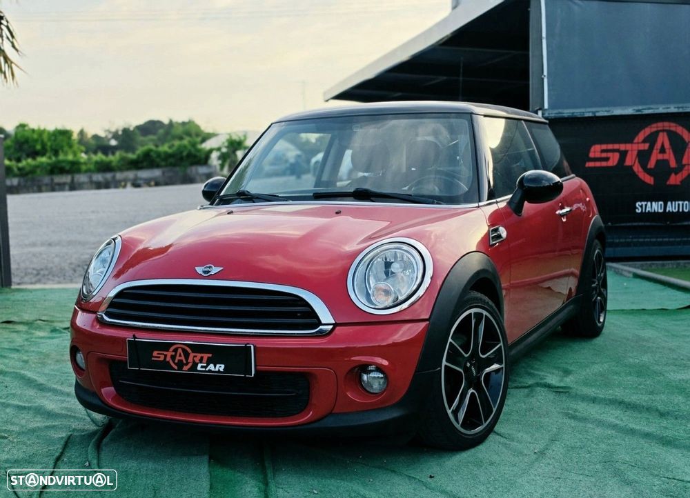 MINI 3 Portas Cooper D - 22