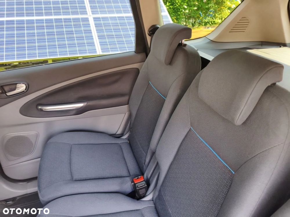 Ford S-Max 2.0 TDCi Ambiente - 22