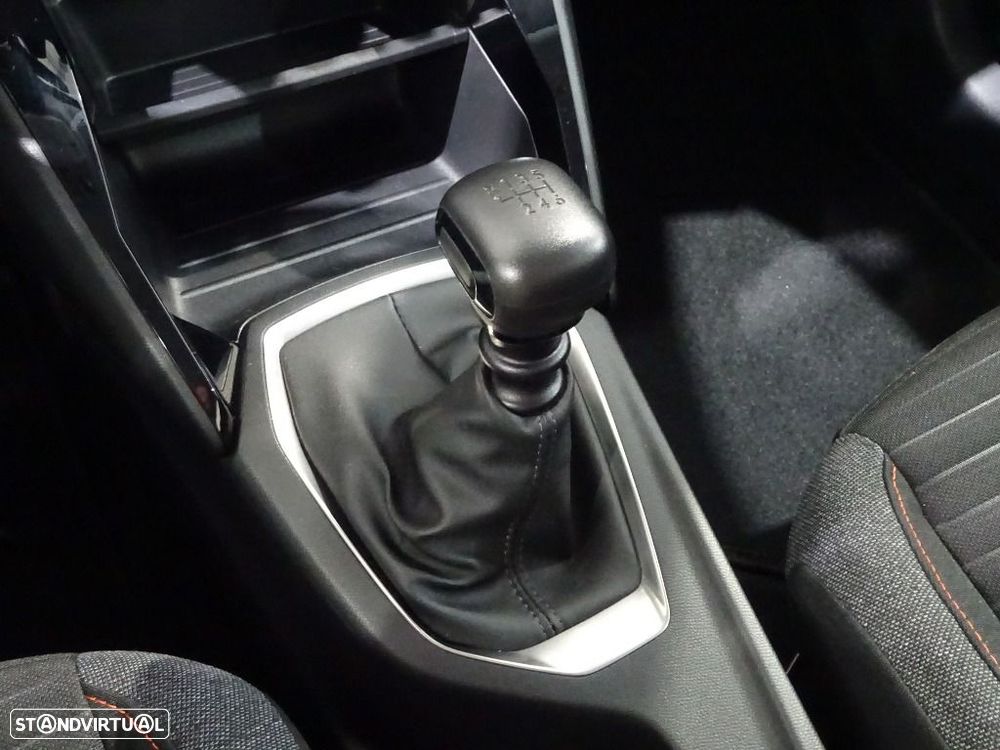 Peugeot 208 1.2 PureTech Active - 28