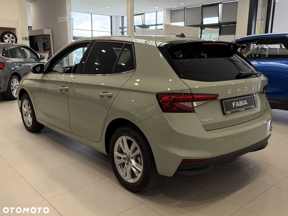 Skoda Fabia 1.0 TSI Drive DSG - 7