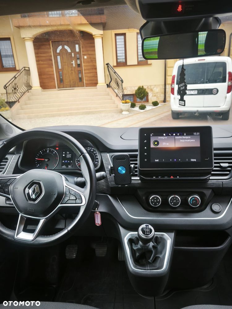 Renault Trafic 2.0 dCi - 12