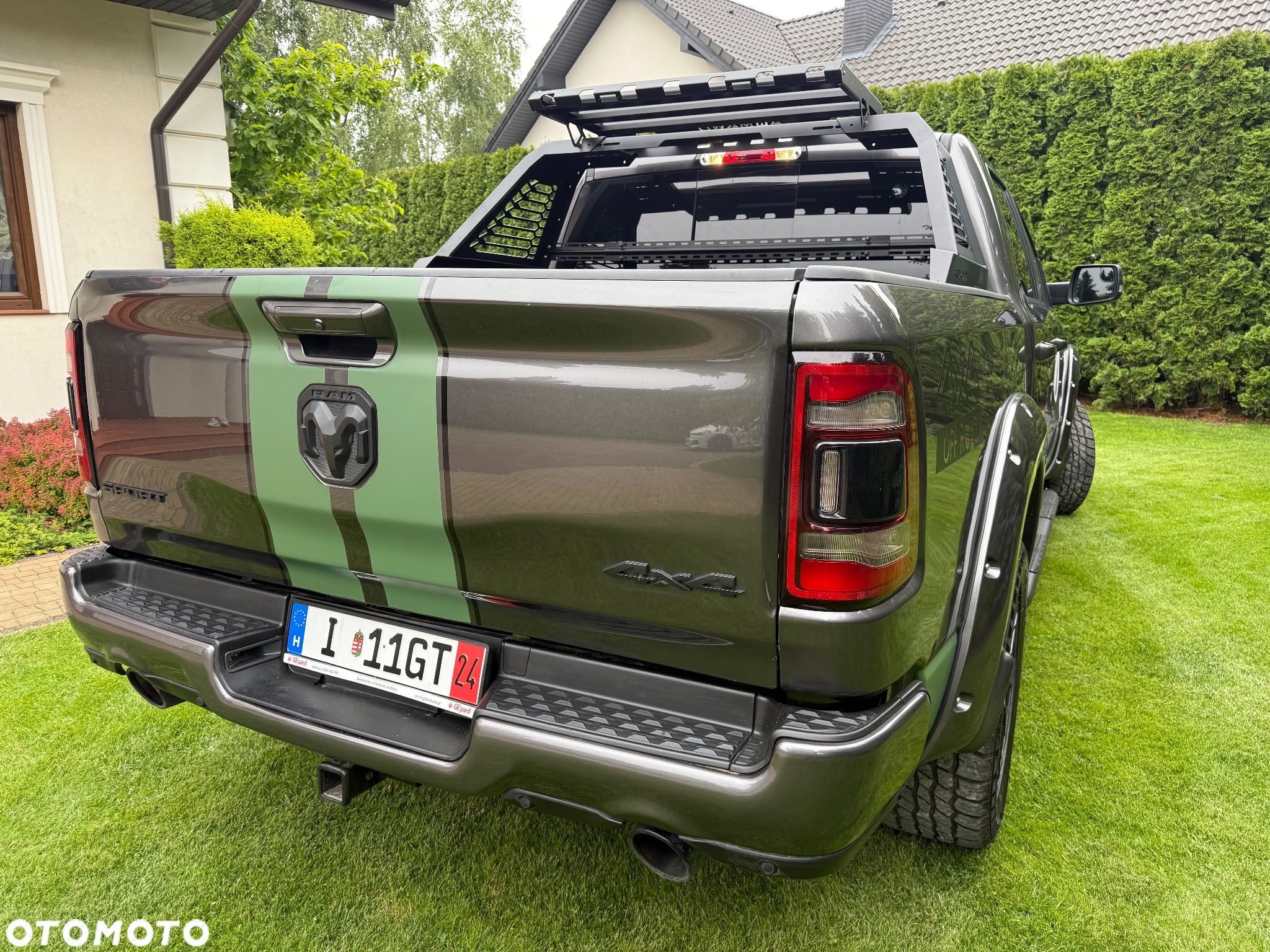 RAM 1500 Crew Cab Longbed Laramie - 8