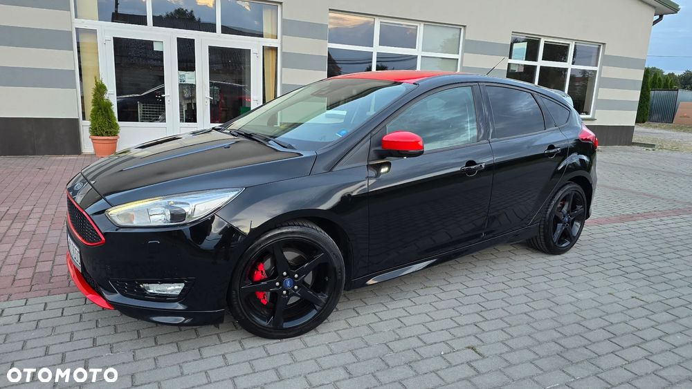 Ford Focus 1.5 EcoBoost ST-Line - 9