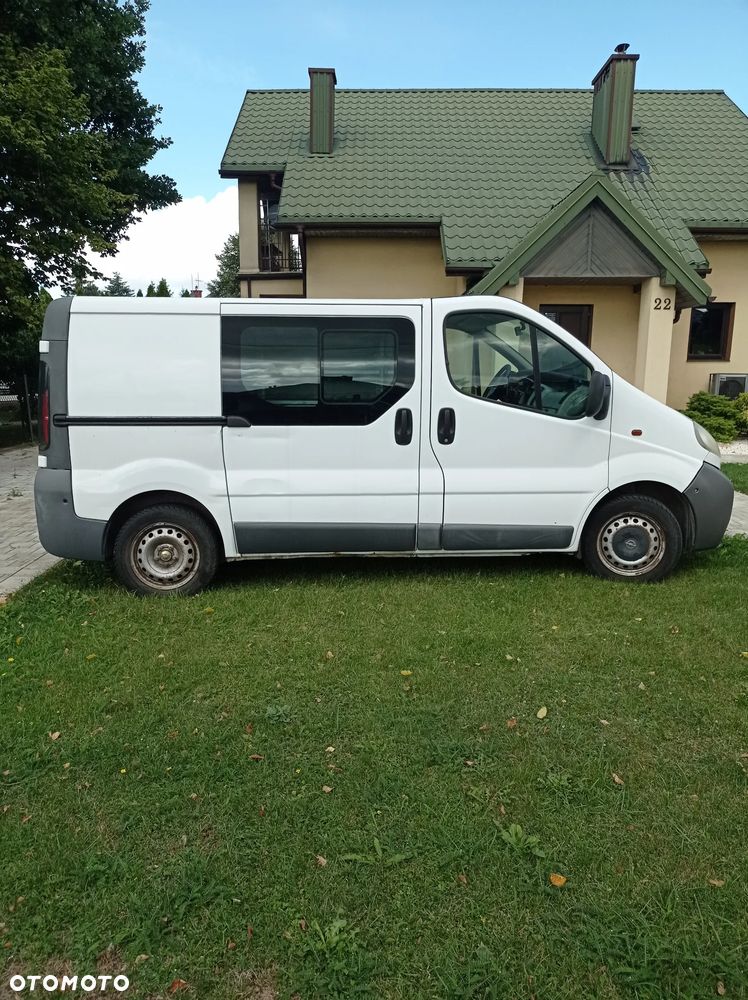 Opel VIVARO 1,9 DTI - 9