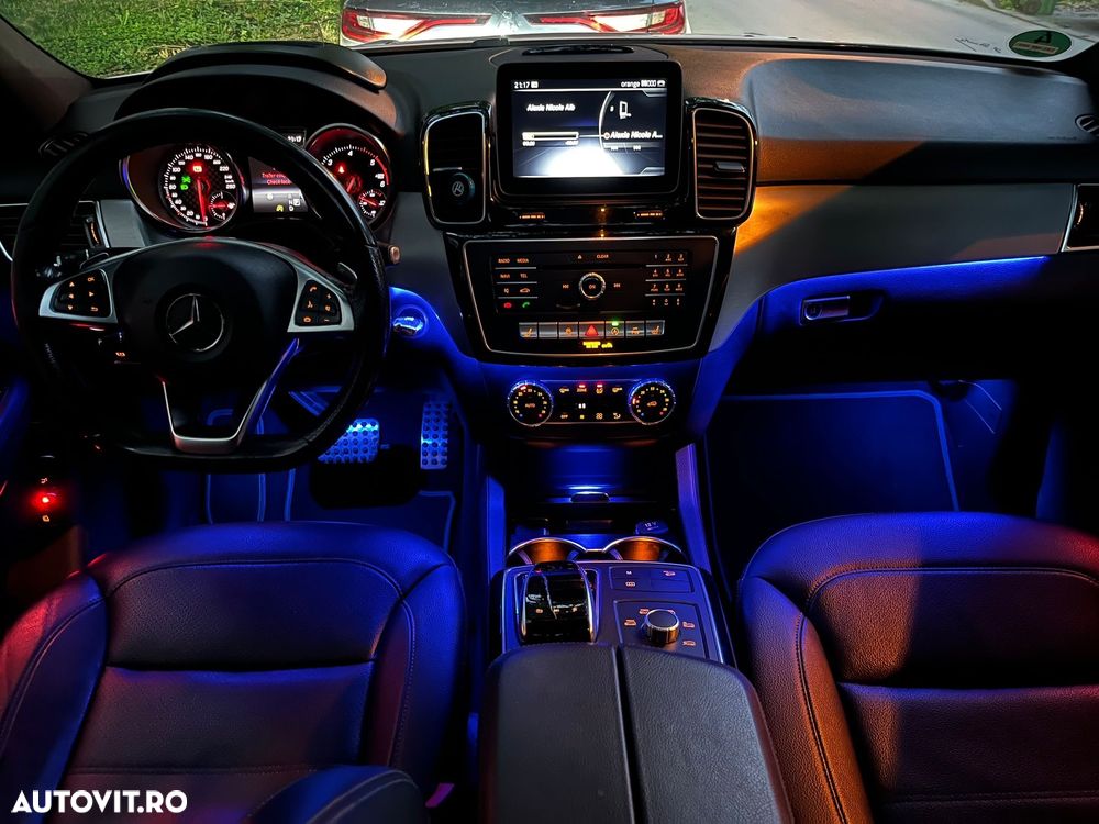 Mercedes-Benz GLE - 25