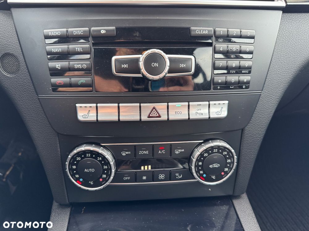 Mercedes-Benz Klasa C 180 7G-TRONIC Avantgarde - 38