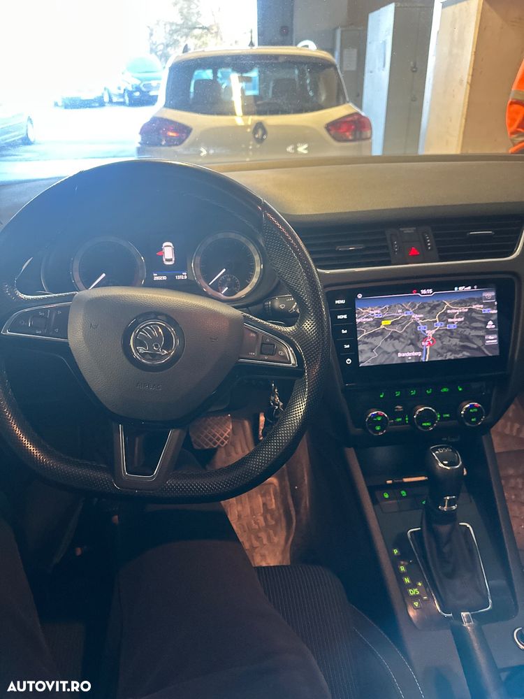 Skoda Octavia 2.0 TDI DSG Style - 10