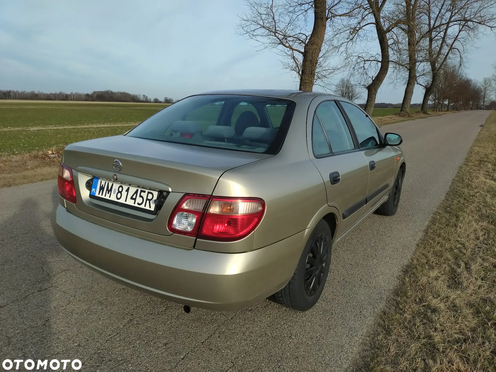 Nissan Almera - 5