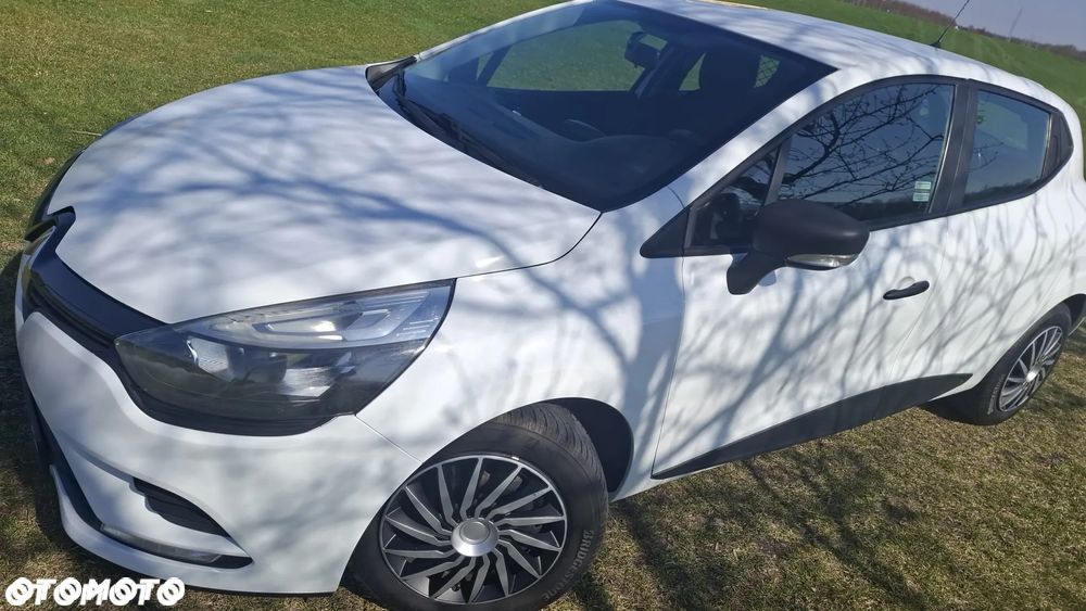 Renault Clio 1.5 dCi Life - 17