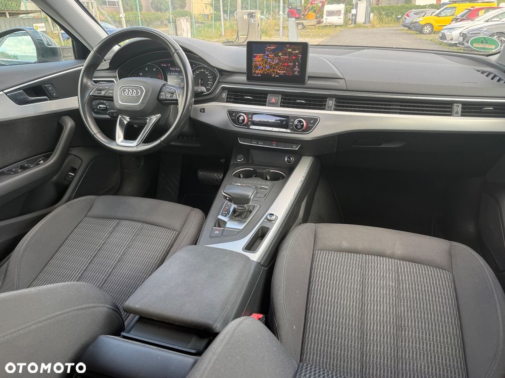 Audi A4 Avant 2.0 TDI ultra S tronic sport - 26