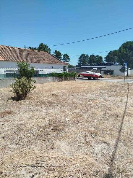 Lote de terreno urbano para construção - Grande imagem: 4/5