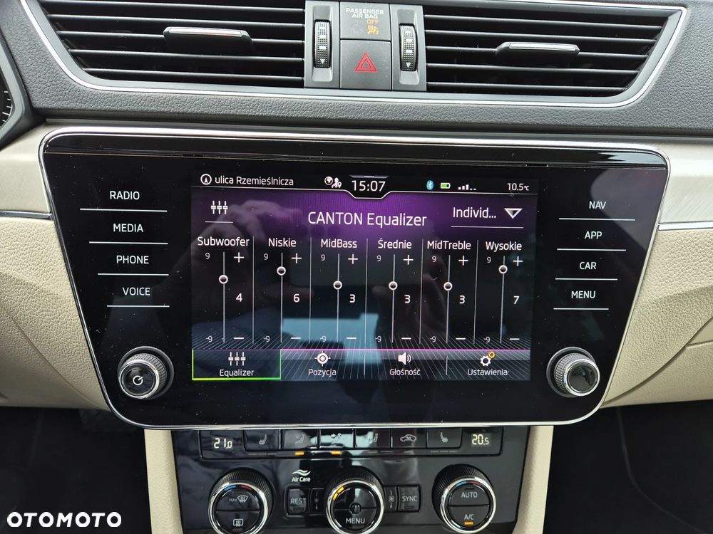 Skoda Superb 2.0 TSI Style DSG - 19