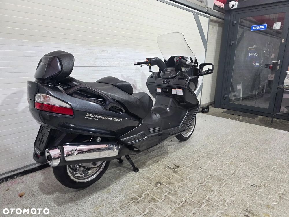 Suzuki Burgman - 11