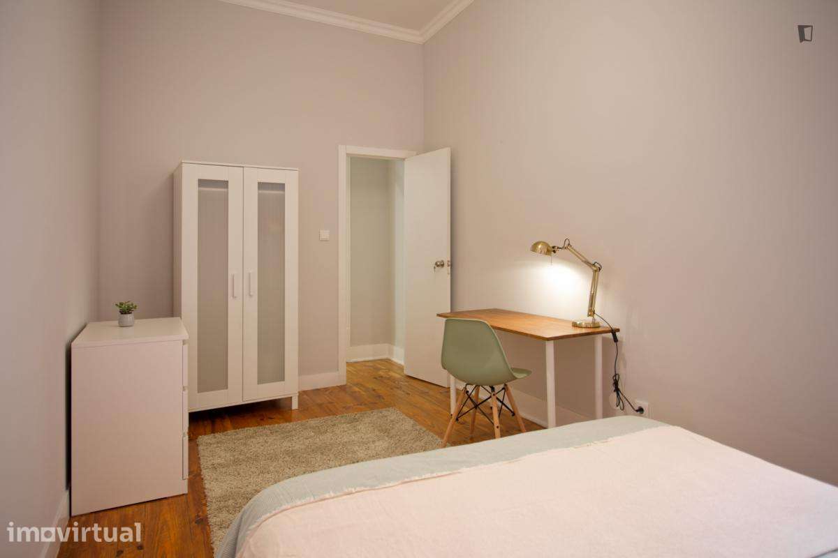 Quarto - localizado em Penha de França Lisbon - Grande imagem: 4/28