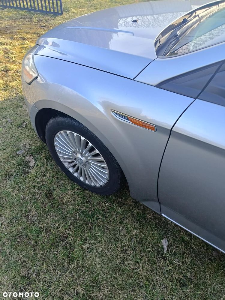 Ford Mondeo - 4