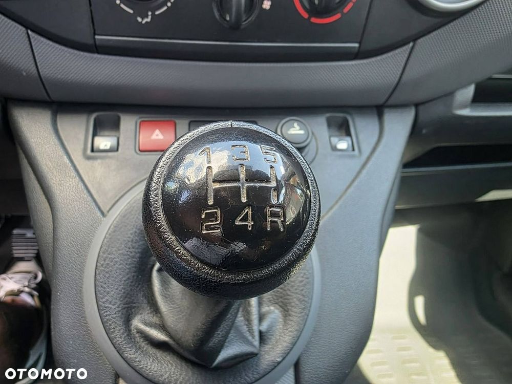 Peugeot Partner - 14