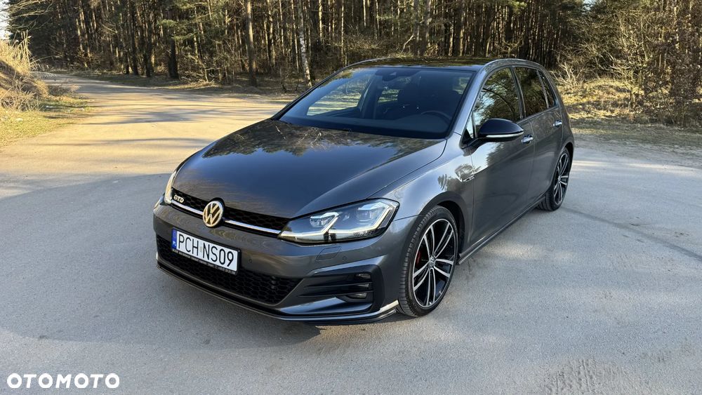Volkswagen Golf 2.0 TDI BMT GTD DSG - 1