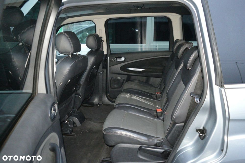 Ford Galaxy 1.8 TDCi Ghia - 29