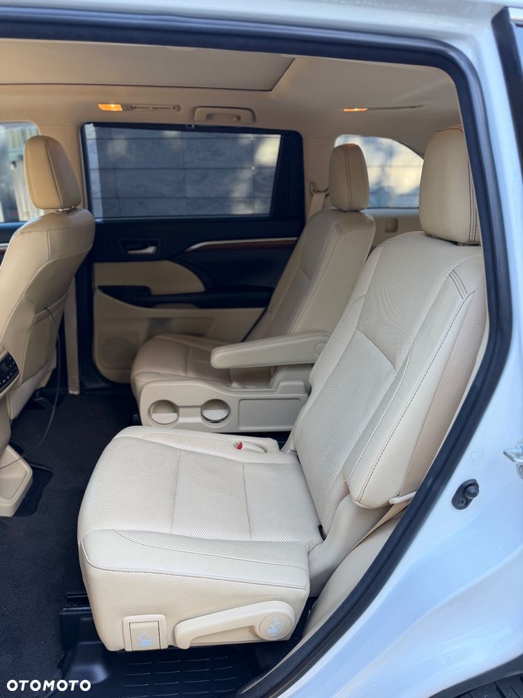 Toyota Highlander - 24