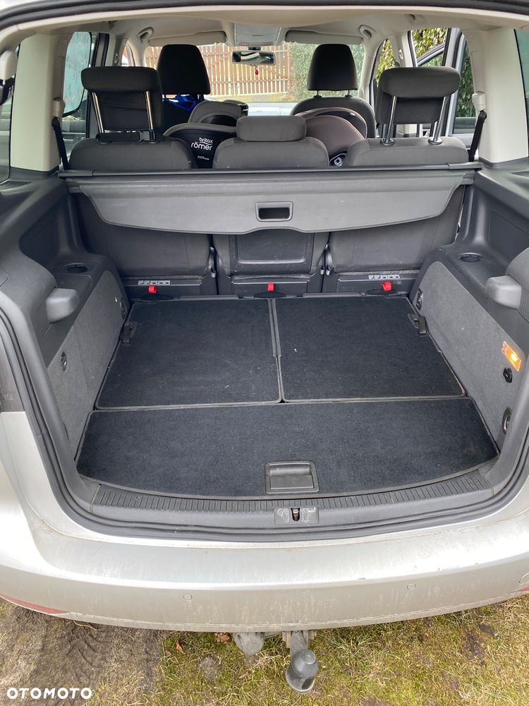 Volkswagen Touran 2.0 TDI DPF Comfortline - 16