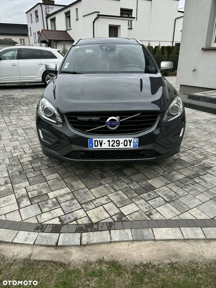 Volvo XC 60 D4 Drive-E R-Design Momentum - 1