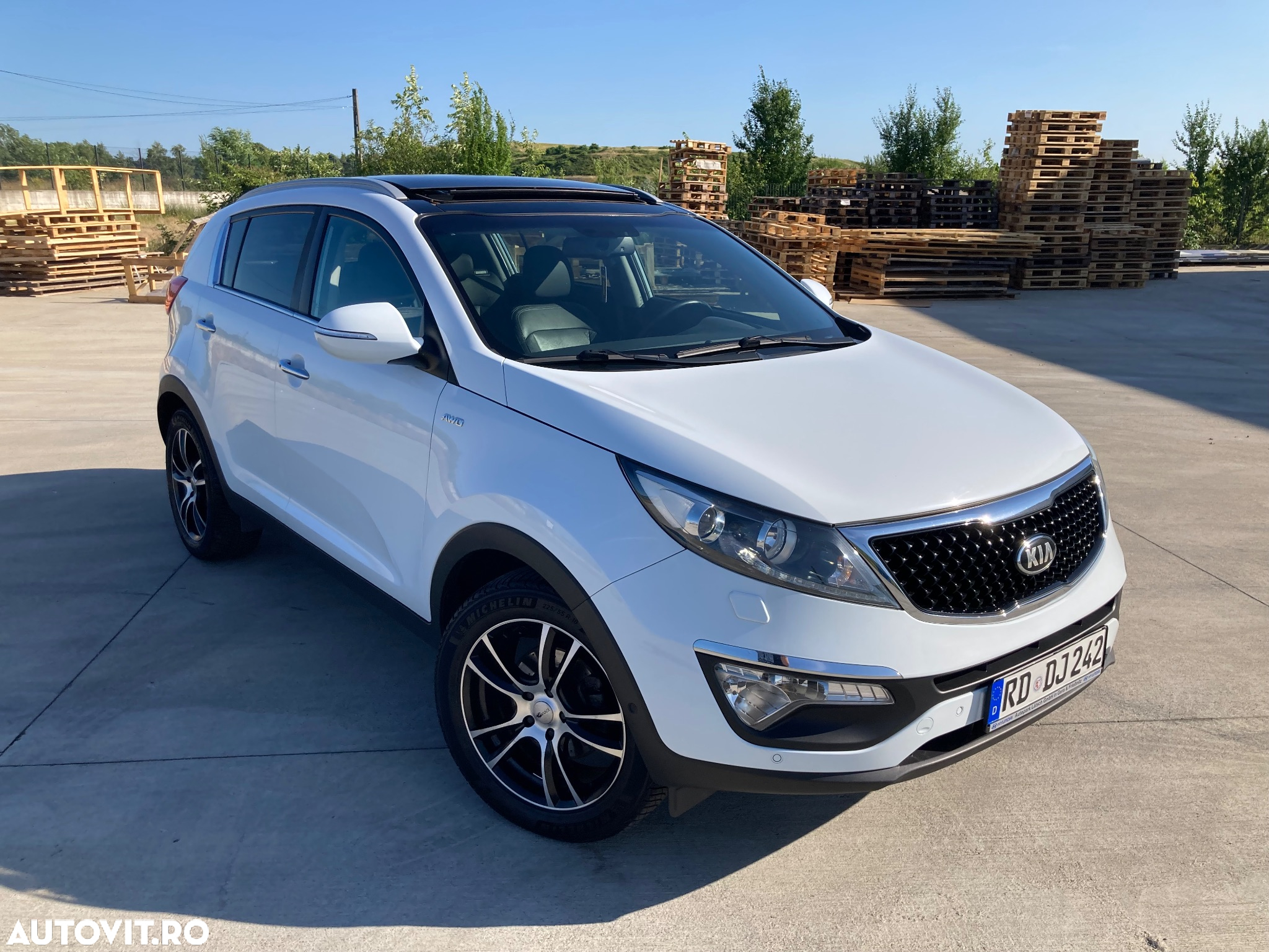 Kia Sportage 2,0 CRDI AWD GT Line - 34