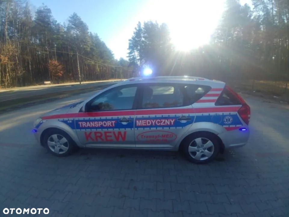 Kia Ceed 2.0 crdi Optimum - 2