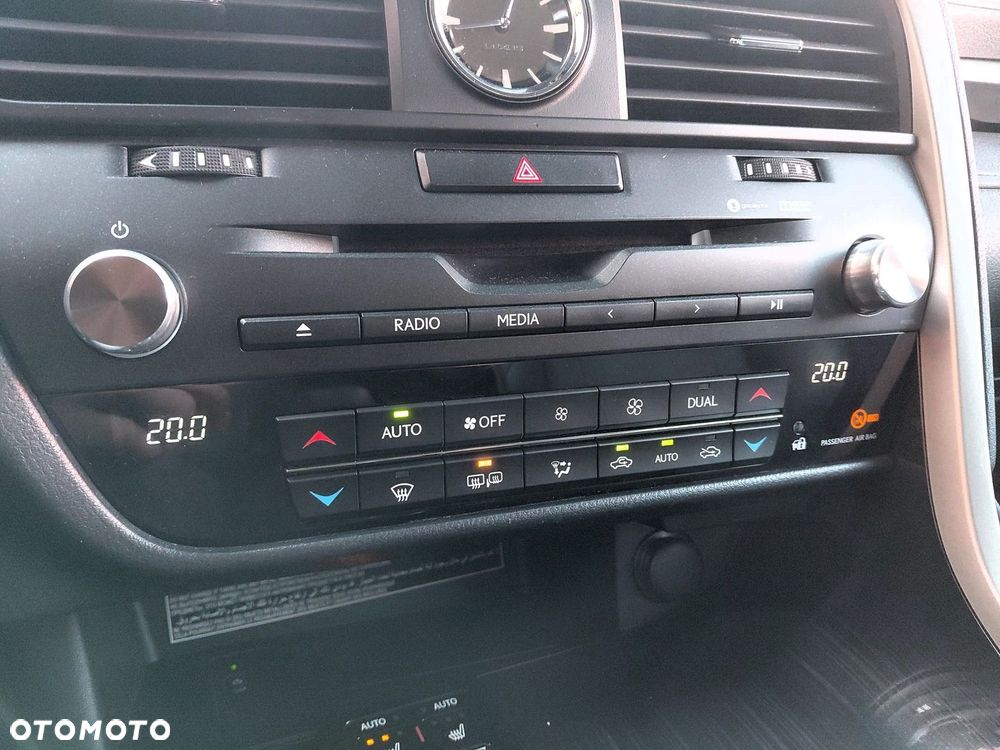 Lexus RX 450h Prestige MY19 - 17