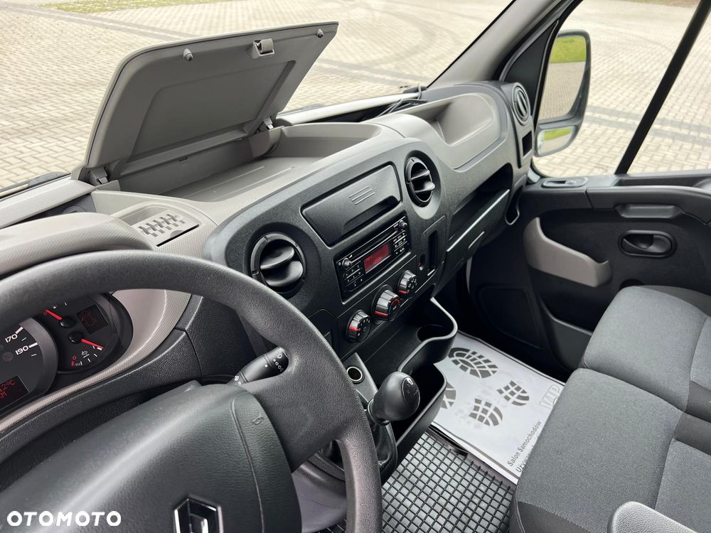 Renault Master - 15