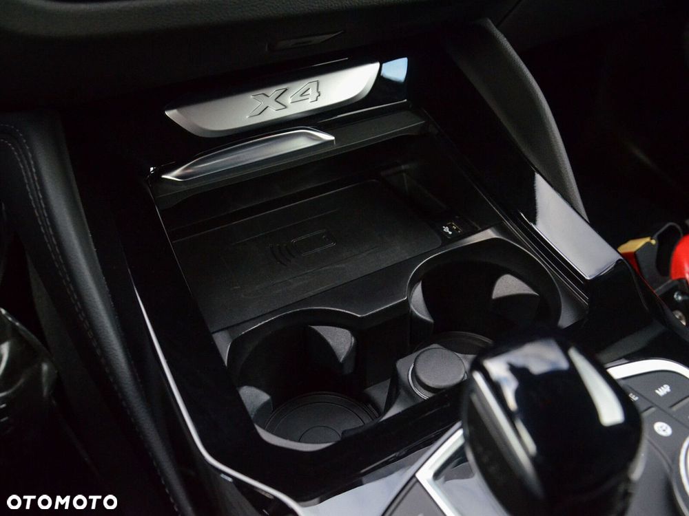 BMW X4 - 28