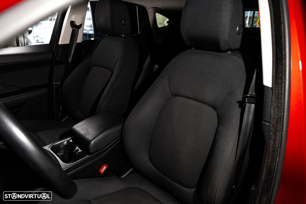 Jaguar E-Pace 2.0 P200 AWD Aut. - 26