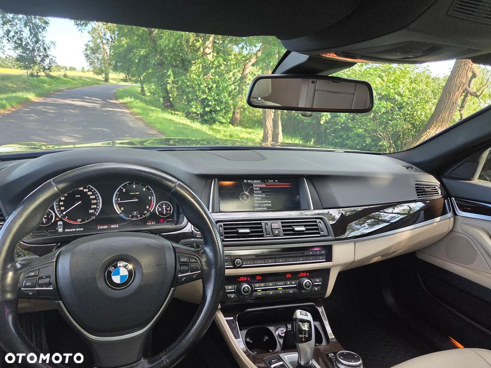 BMW Seria 5 520d Luxury Line - 17