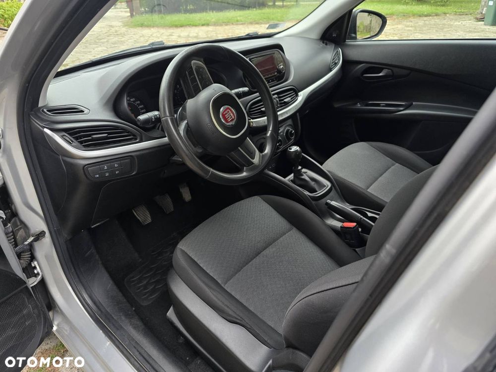 Fiat Tipo 1.4 16V - 12