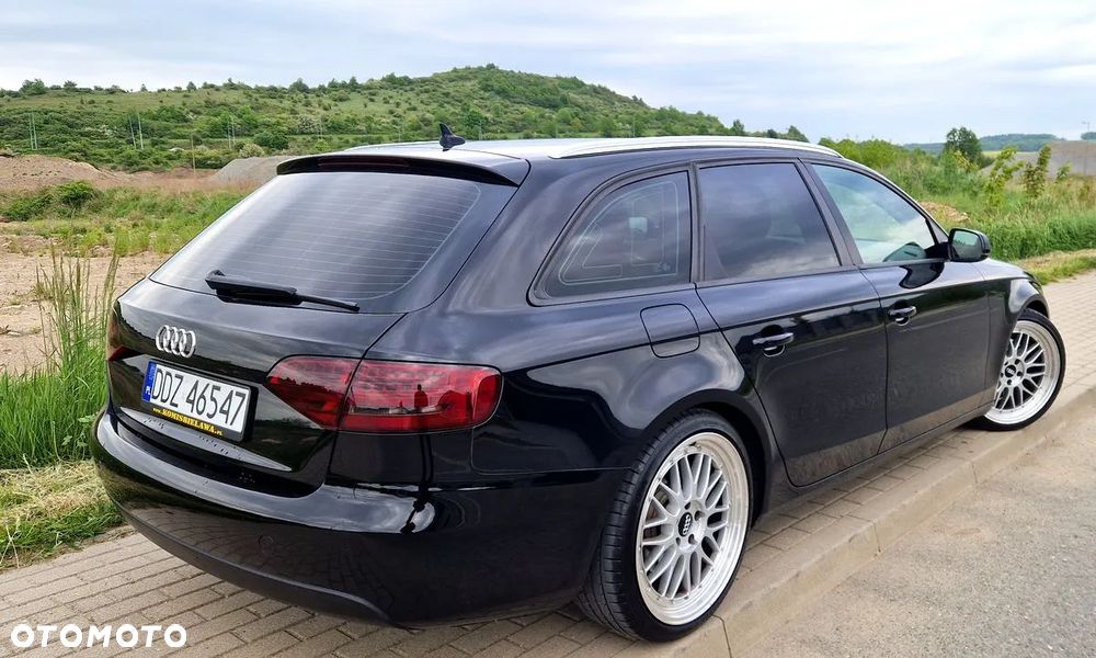 Audi A4 Avant - 4