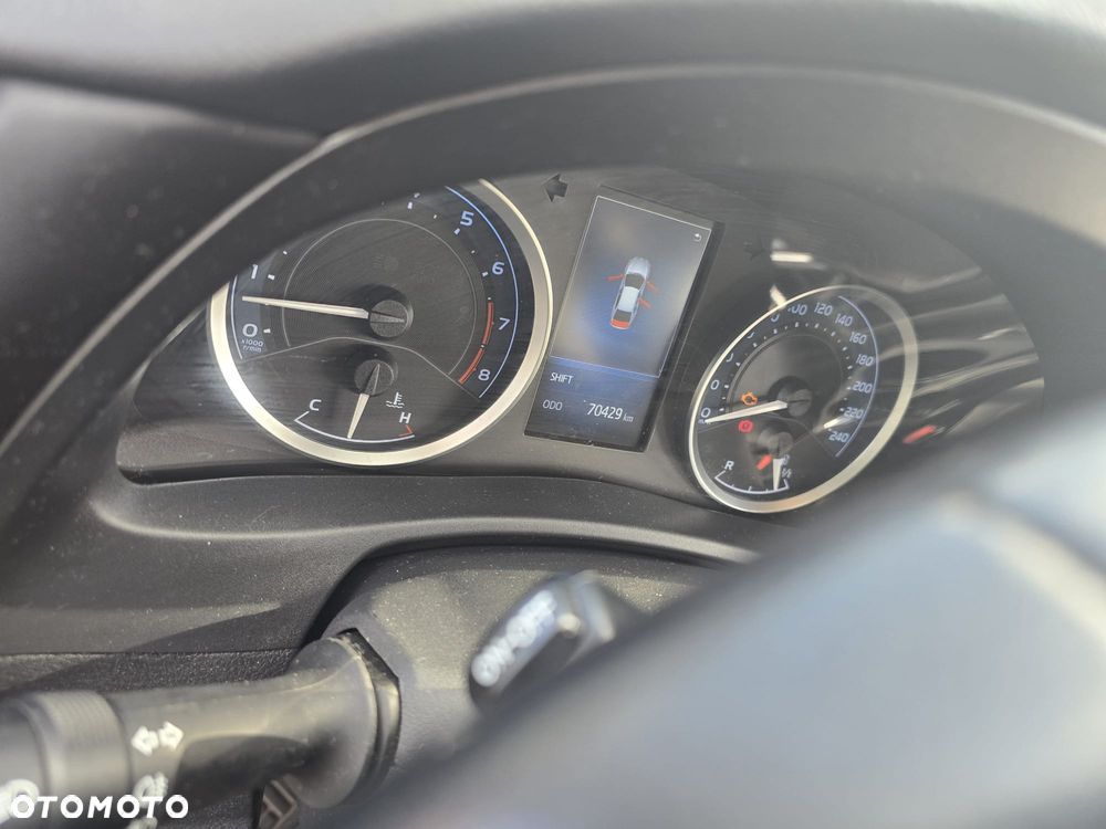 Toyota Corolla 1.6 Comfort - 10