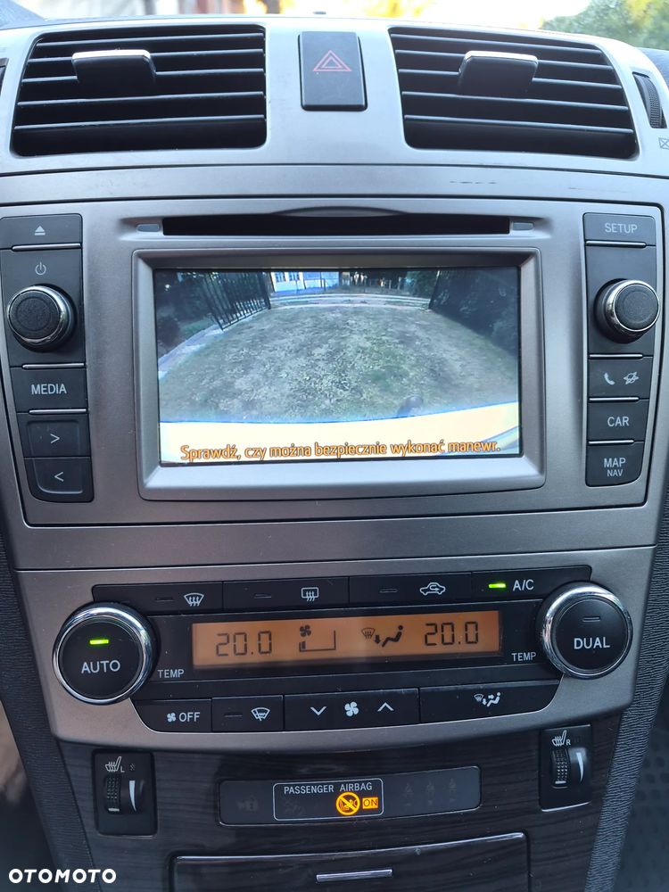 Toyota Avensis 2.0 D-4D Premium - 5