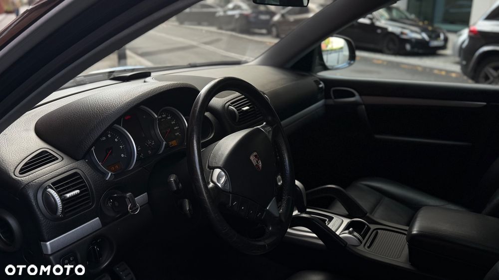 Porsche Cayenne S Tiptronic - 8