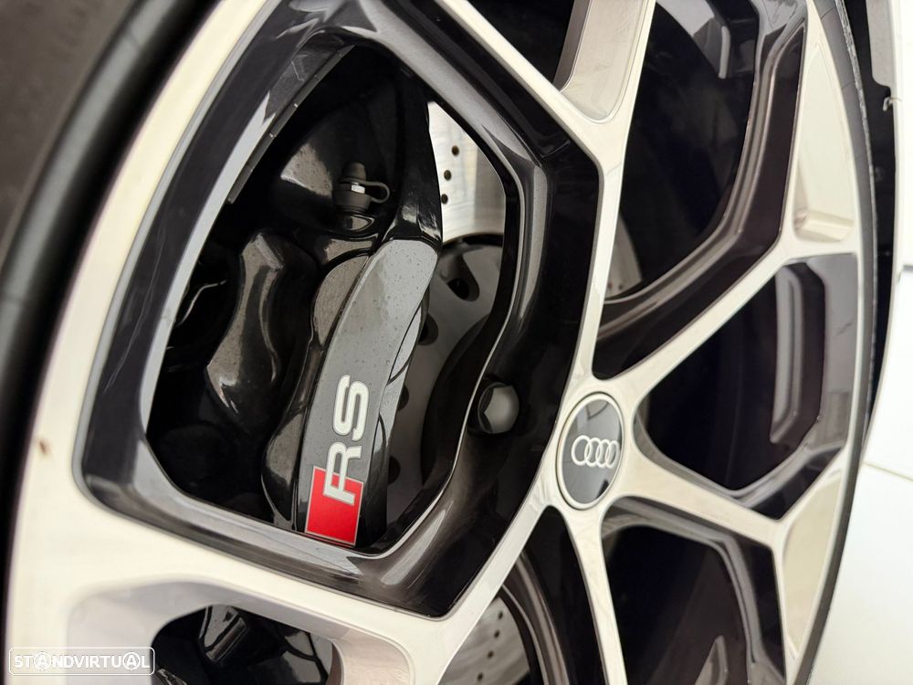 Audi RS4 Avant quattro tiptronic - 11