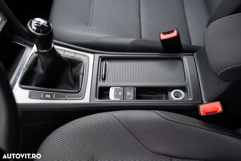 Volkswagen Golf 1.2 TSI BlueMotion Technology Comfortline - 17